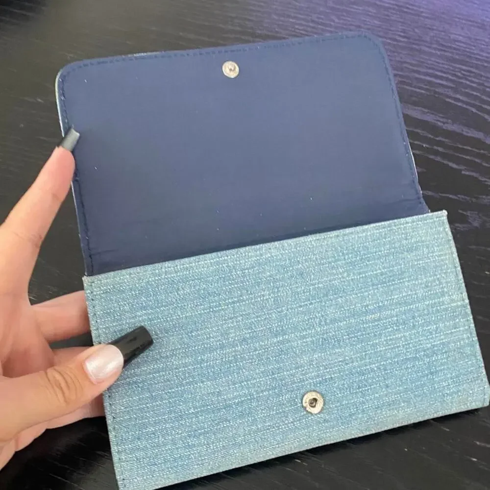 Vintage 2000s betty boop blue wallet